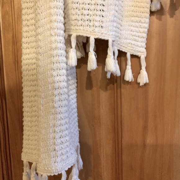 LAmade SUSTAINABLE CARDIGAN  SWEATER TASSELS DETAILS M / L  NWOT - Picture 5 of 7